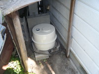 浴槽の湯沸かし灯油釜のオイルタンクも新しくしました。